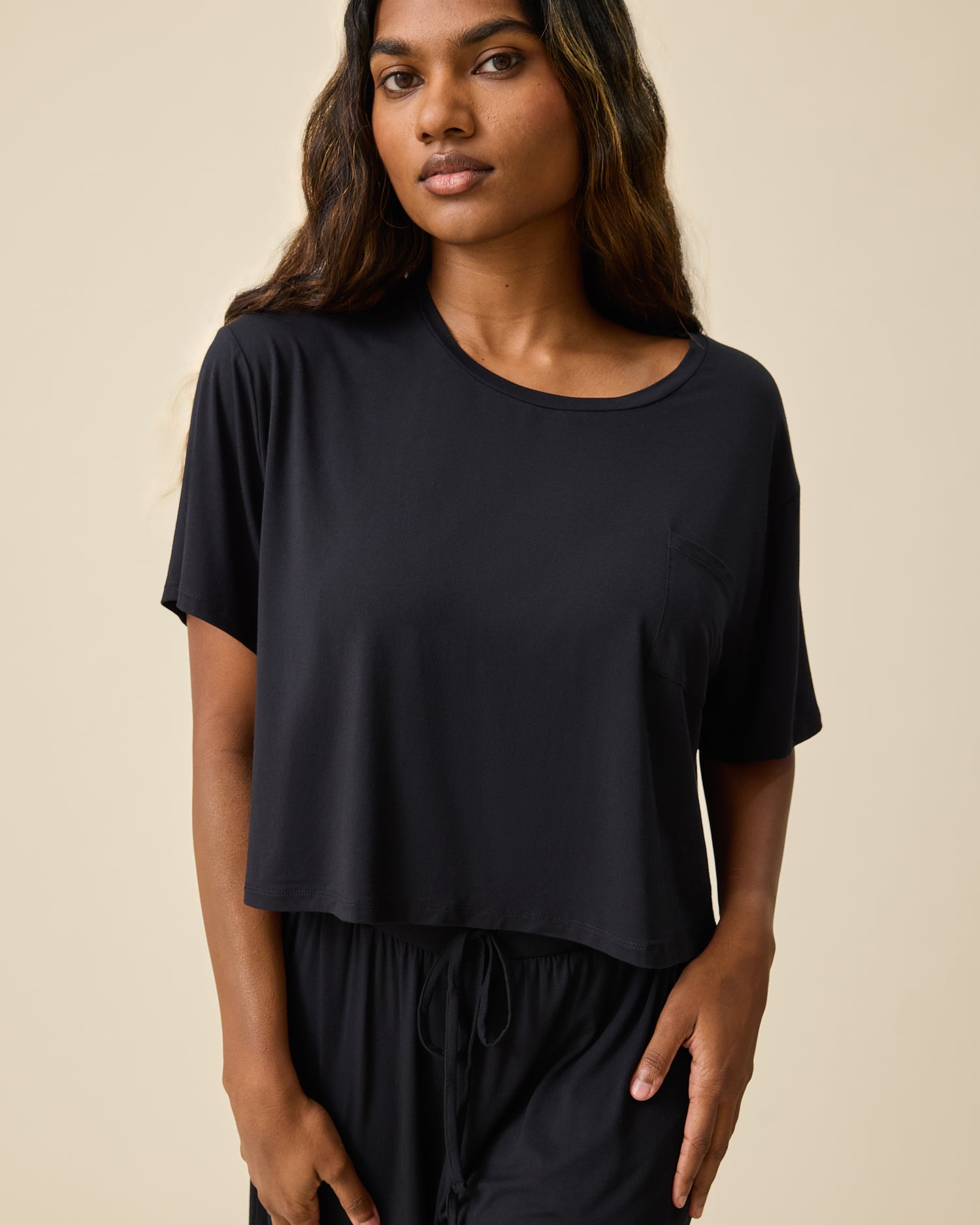 Aria Bamboo Casual Cropped Short Sleeve Top | Black