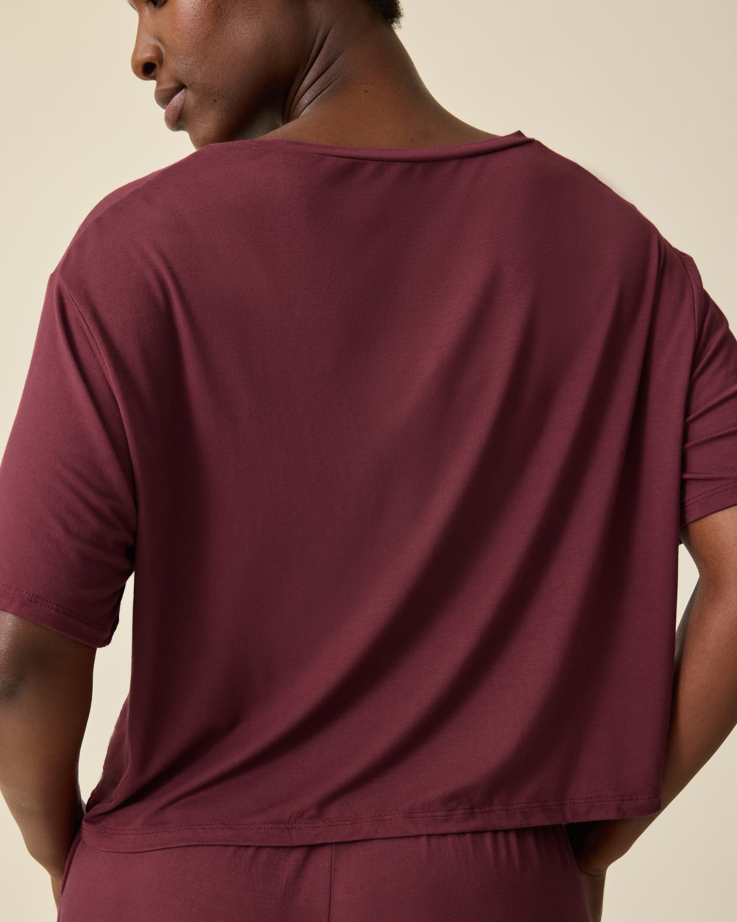 Aria Bamboo Casual Cropped Short Sleeve Top | Black - Image 10