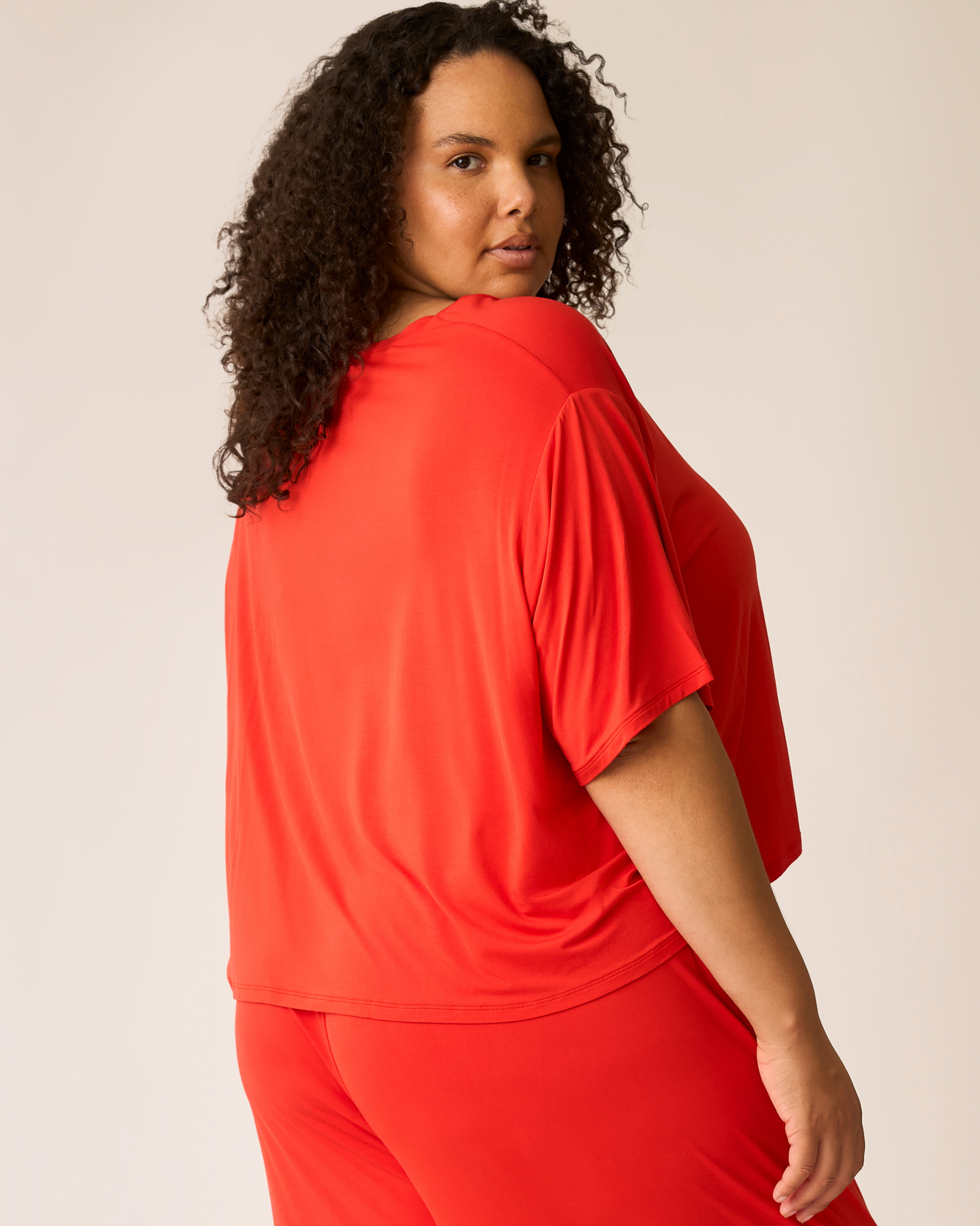 Aria Bamboo Casual Cropped Short Sleeve Top | Black - Image 43