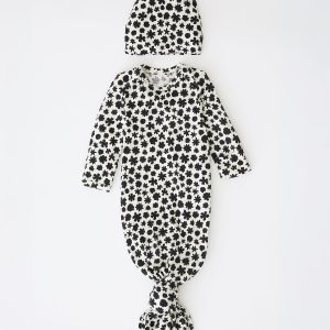 Bamboo Knotted Baby Gown & Hat | Cream Chamomiles