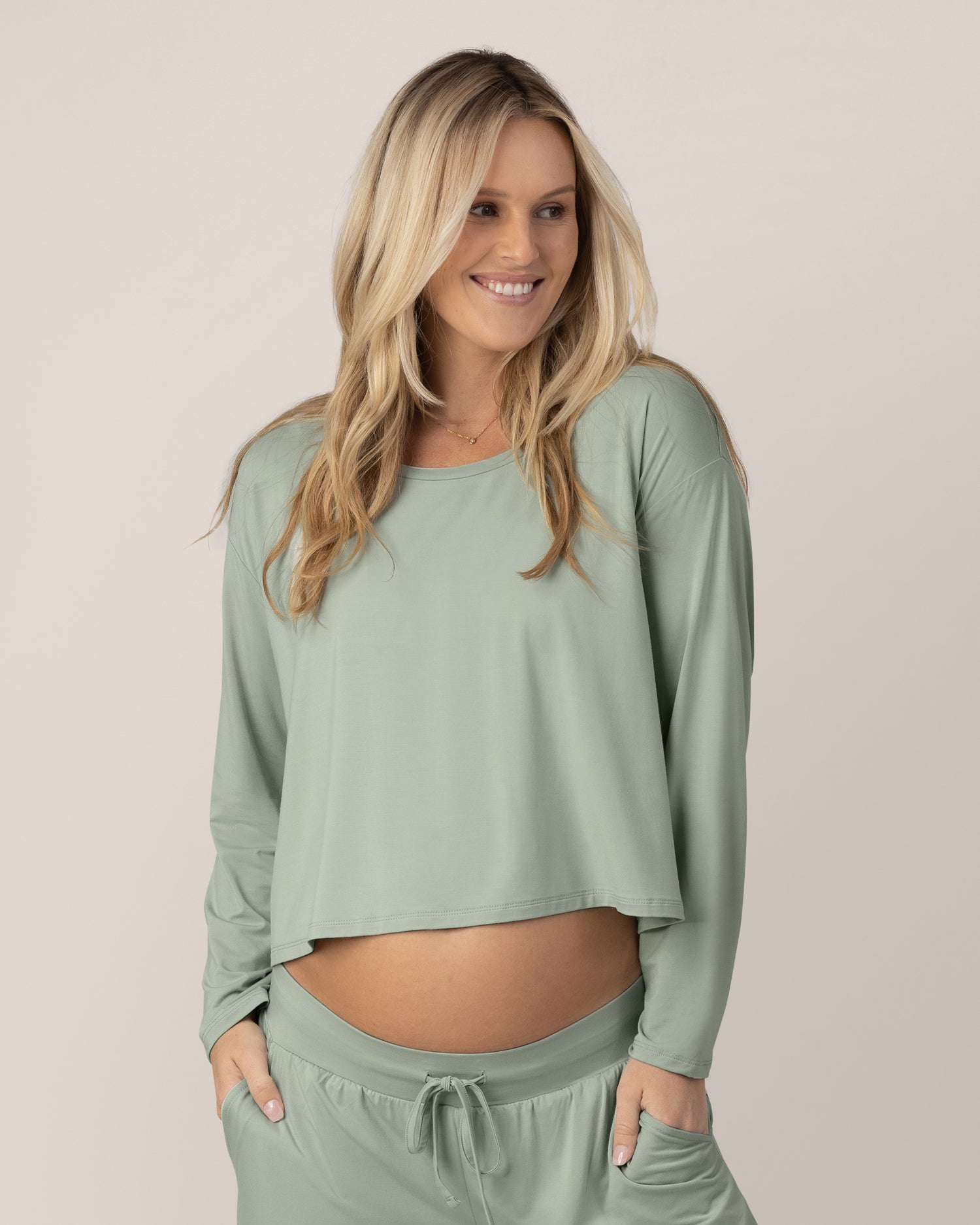 Aria Bamboo Casual Cropped Long Sleeve Top | Thyme - Image 19