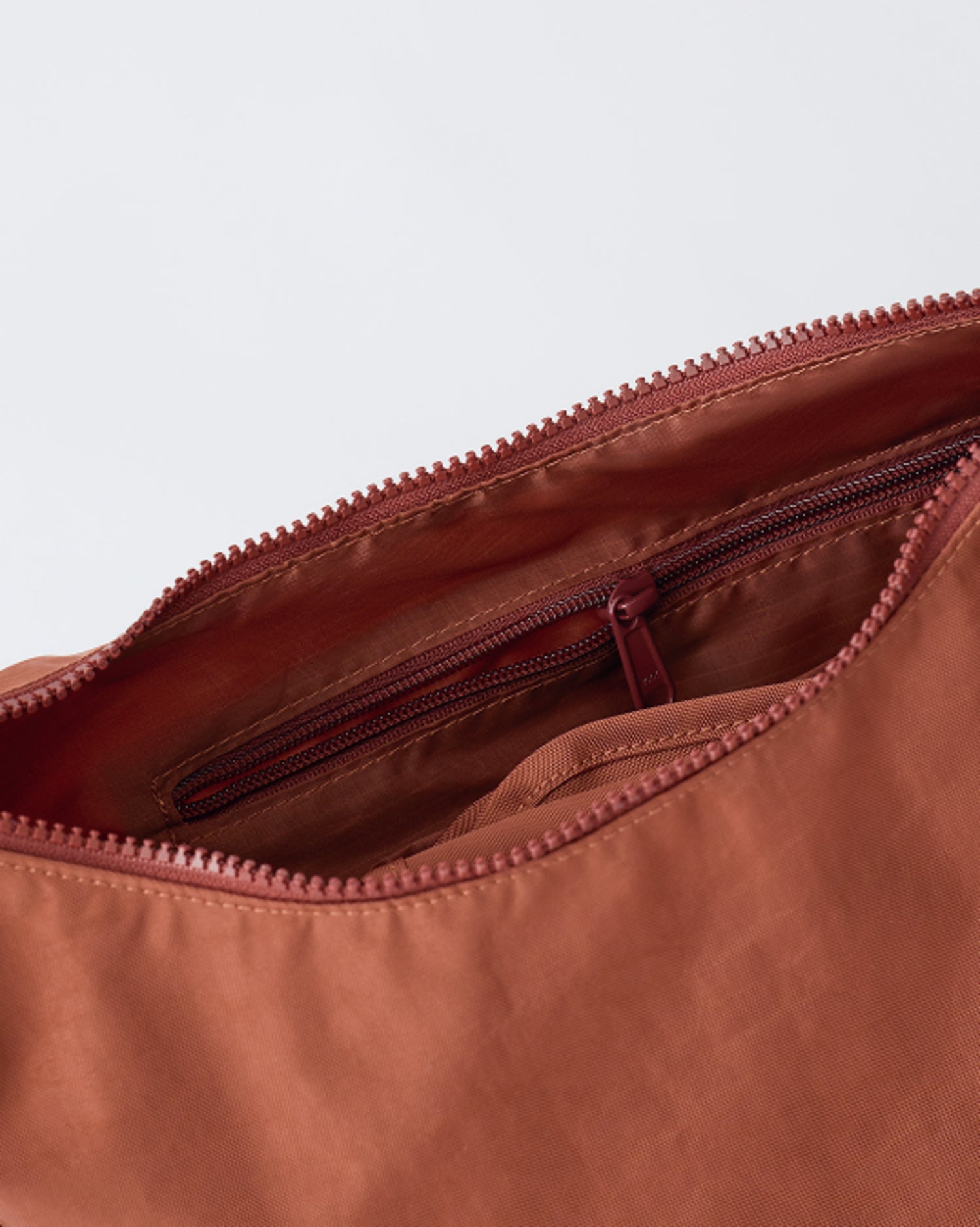 Quick Change Half Moon Bag | Cinnamon - Image 4
