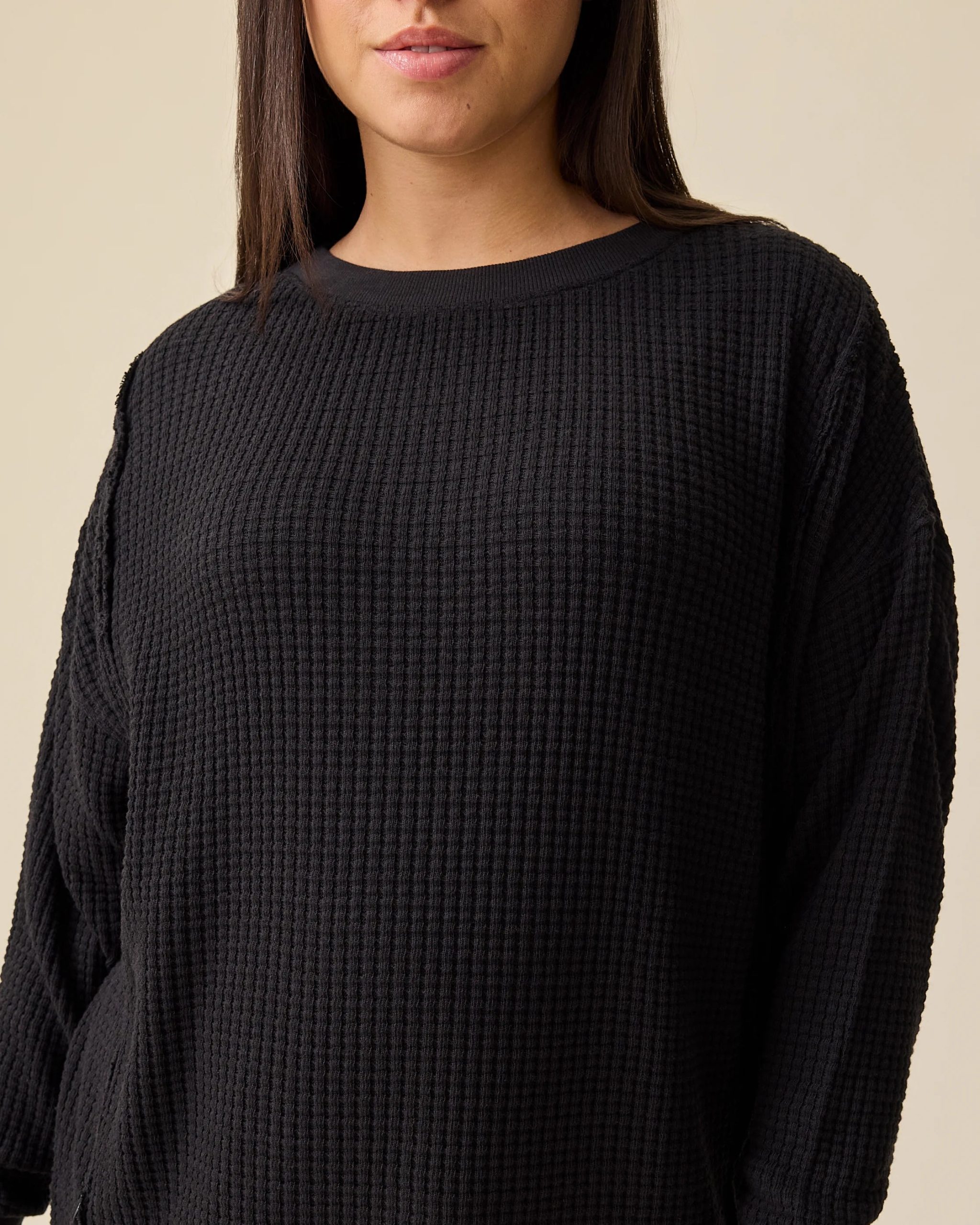 Joelle Thermal Maternity & Nursing Top | Black - Image 3