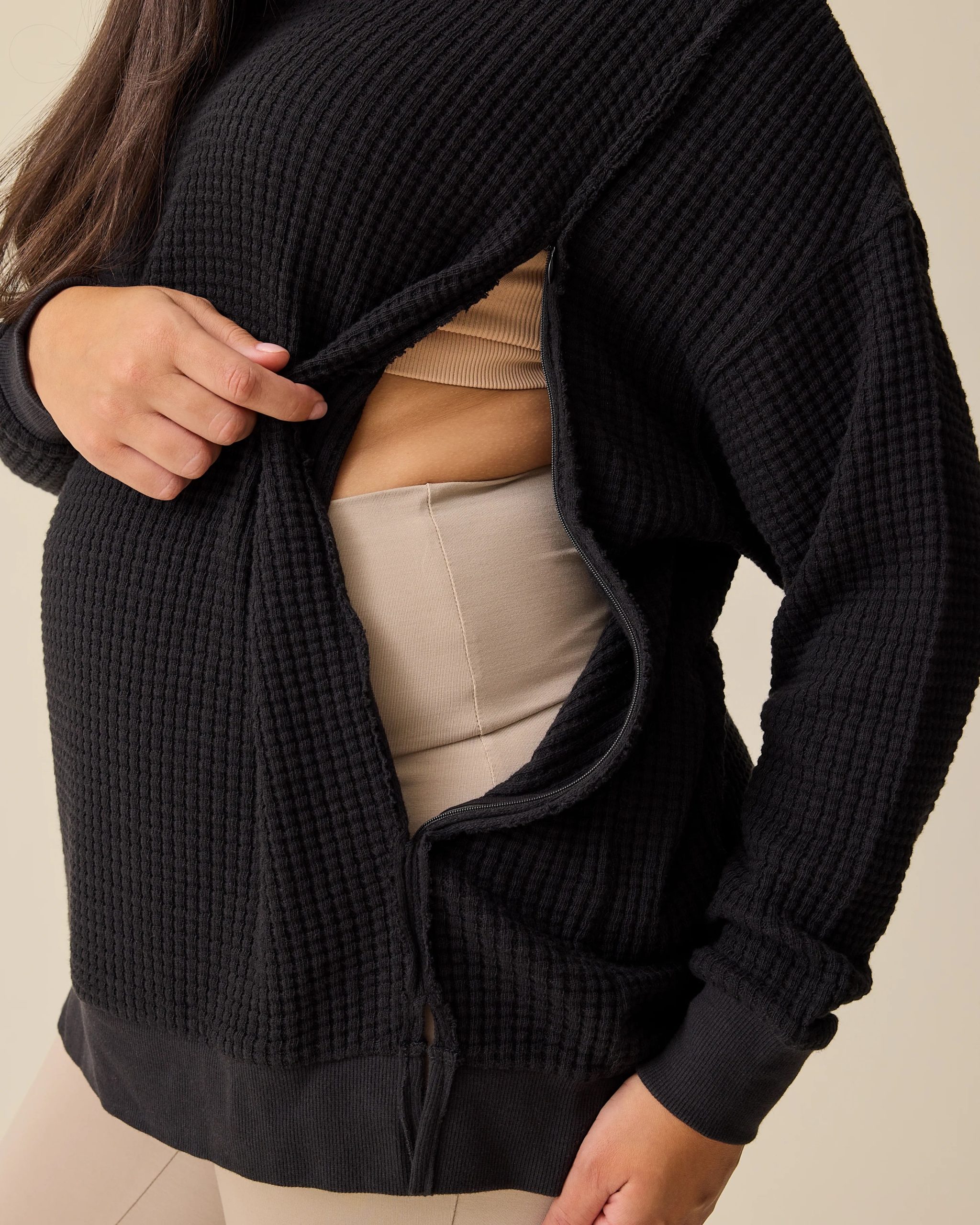 Joelle Thermal Maternity & Nursing Top | Black - Image 2