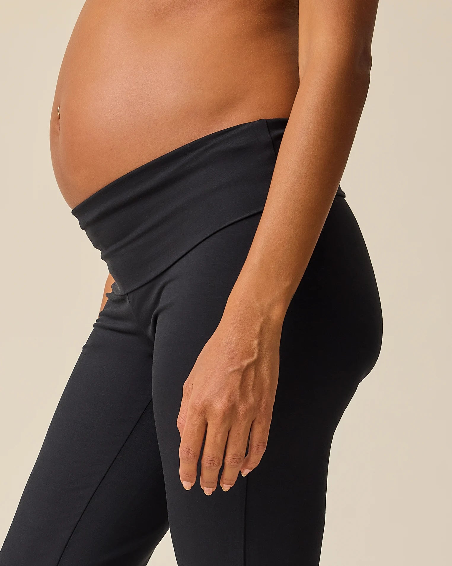 Bamboo Flex Maternity & Postpartum Flare Pant | Black - Image 3