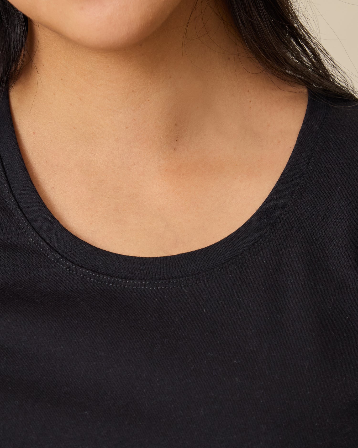 Relaxed Cotton Maternity & Nursing T-shirt | Black - Image 4