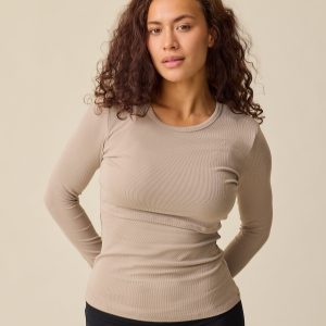 Ribbed Bamboo Long Sleeve Nursing T-shirt | Sandstone
