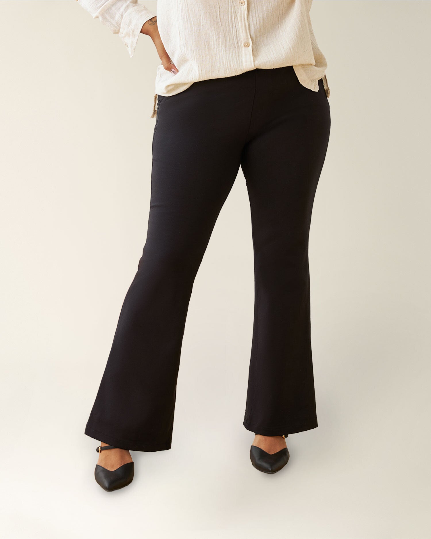 Postpartum Ponte Flare Pant | Black