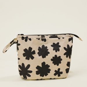 Quick Change Kit Bag | Cream Chamomiles