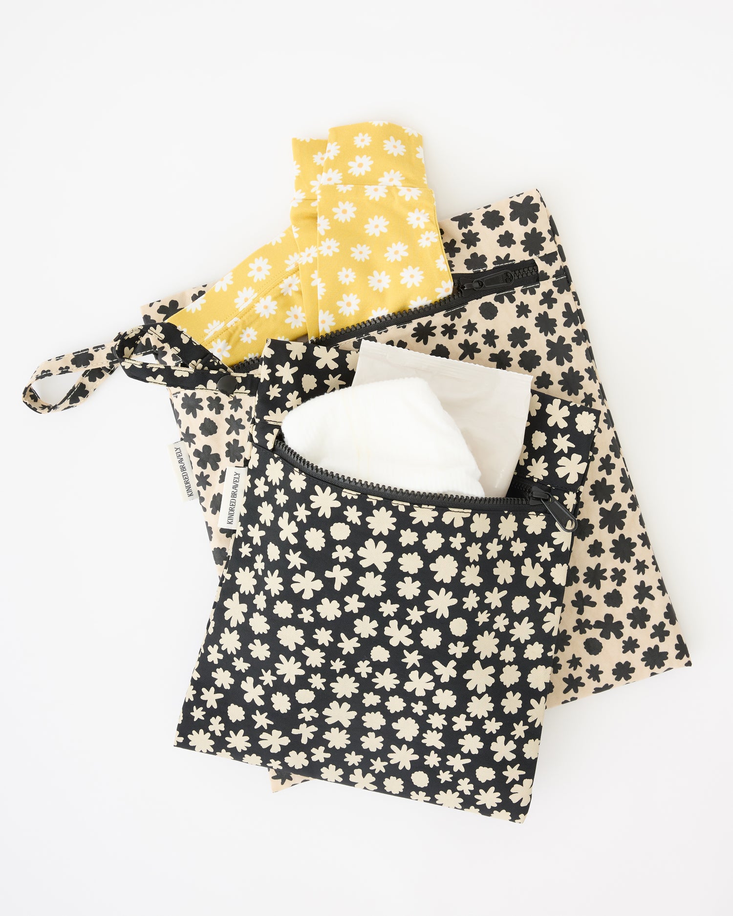 Wet/Dry Bag Set | Cream Chamomiles - Image 2